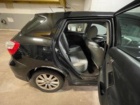 Used 2010 Toyota Matrix image 27