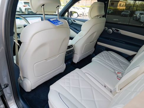 Used 2025 Genesis GV80 3.5T Prestige AWD/4WD image 27