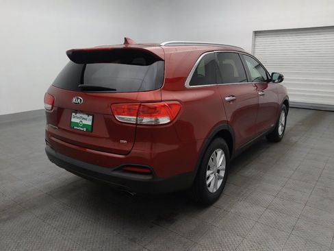 Used 2017 Kia Sorento AWD w/ LX Convenience Package image 9