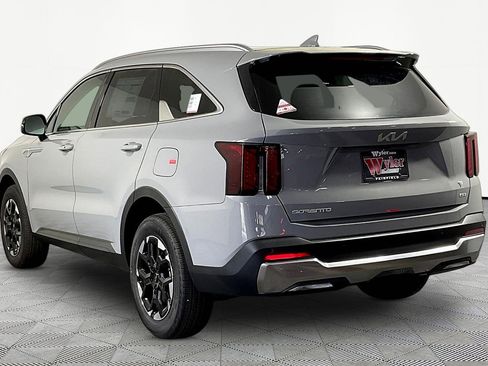 New 2026 Kia Sorento S AWD/4WD image 4