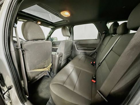 Used 2011 Ford Escape XLT w/ 202A Rapid Spec Order Code FWD image 4