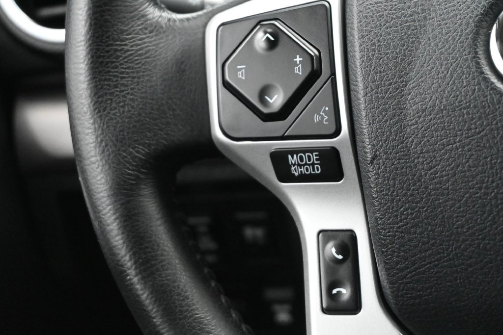 Used 2020 Toyota Tundra SR5 w/ SR5 Leather Package AWD/4WD image 5