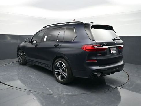 Used 2022 BMW X7 xDrive40i w/ M Sport Package AWD/4WD image 7