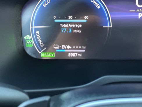 Used 2025 Toyota RAV4 XSE image 22