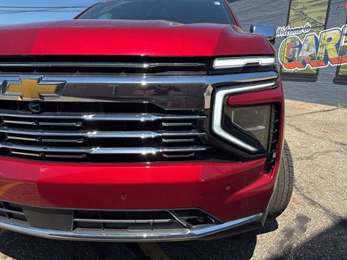 New 2026 Chevrolet Suburban Premier AWD/4WD image 3