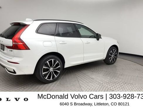 Certified 2025 Volvo XC60 B5 Plus AWD/4WD image 2