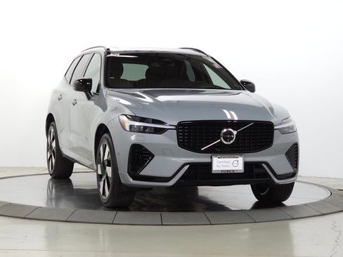 Used 2024 Volvo XC60 T8 Ultimate w/ Protection Package Premier AWD/4WD image 1