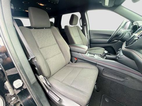 Used 2025 Dodge Durango GT AWD/4WD image 32