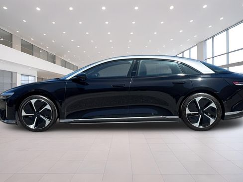 Used 2023 Lucid Air Touring AWD/4WD image 7
