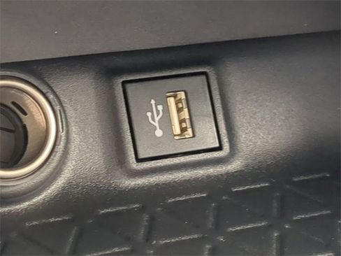 Certified 2025 Toyota RAV4 XLE image 21