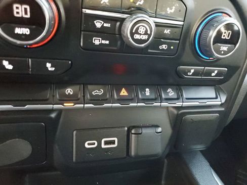 Used 2022 Chevrolet Silverado 1500 LT Trail Boss w/ Bed Protection Package image 25