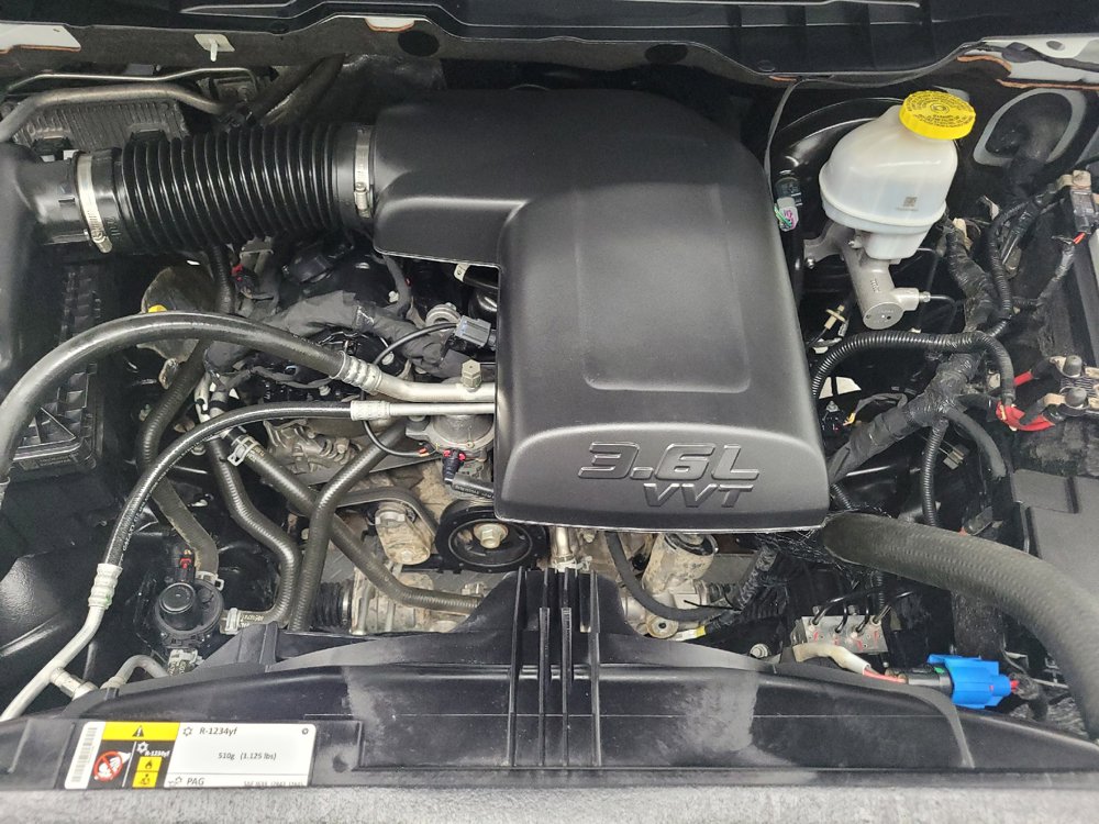 Used 2022 RAM 1500 Classic SLT w/ Electronics Group AWD/4WD image 30