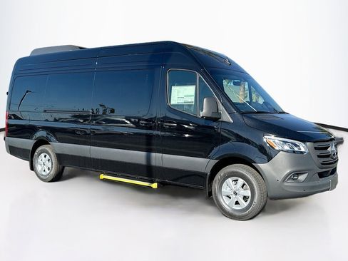 New 2026 Mercedes-Benz Sprinter 2500 image 3