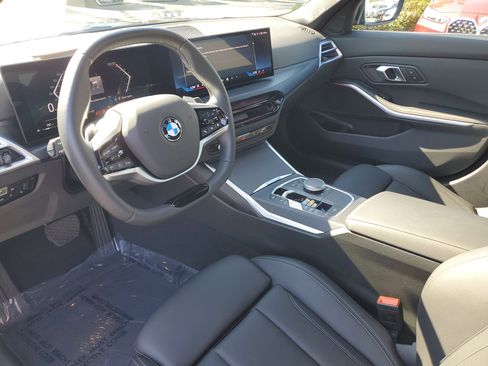 Used 2025 BMW 330i Sedan image 21