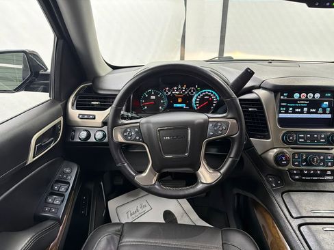 Used 2019 GMC Yukon Denali AWD/4WD image 23
