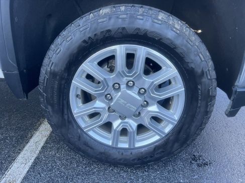 Used 2020 GMC Sierra 2500 SLT w/ SLT Premium Plus Package image 45