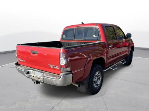 Used 2015 Toyota Tacoma PreRunner image 16