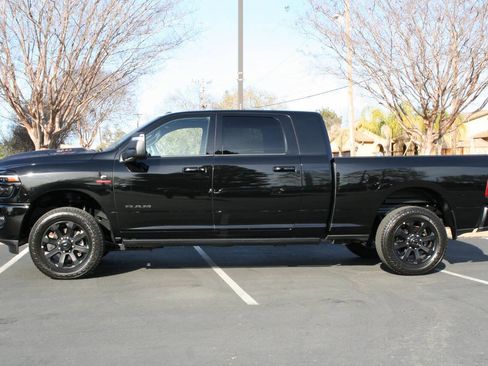 Used 2025 RAM 2500 Laramie AWD/4WD image 8