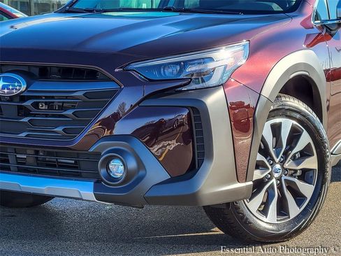 Certified 2025 Subaru Outback Touring XT image 3
