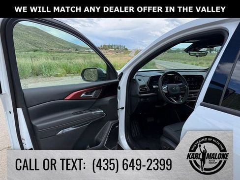 New 2026 Chevrolet Traverse Z71 w/ Enhanced Driving Package AWD/4WD image 12