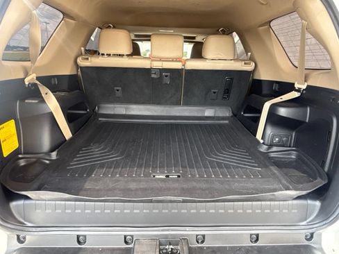 Used 2023 Toyota 4Runner SR5 Premium w/ Moonroof Package RWD image 34