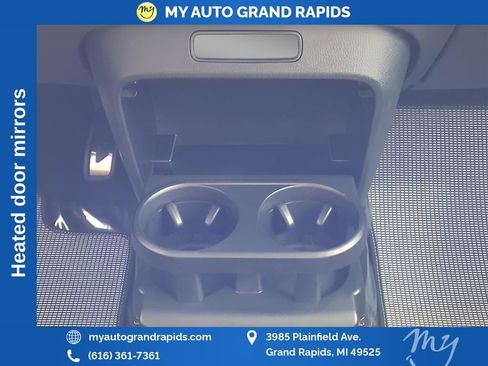 Used 2025 Volkswagen ID. Buzz Pro S image 10