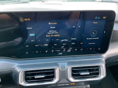 Used 2025 Ford Mustang Premium RWD image 30