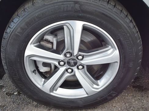 Used 2024 Ford Edge SEL w/ Convenience Package image 52