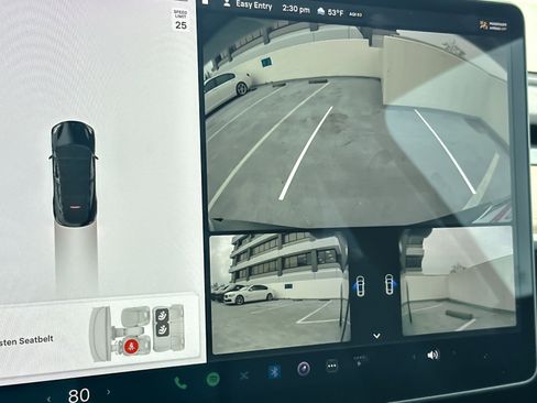 Used 2021 Tesla Model Y Long Range image 20