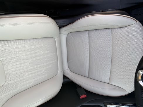 Certified 2024 Buick Encore GX Avenir w/ Avenir Convenience Package image 9