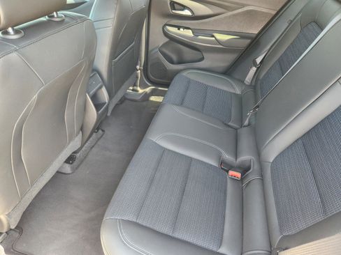 Used 2024 Buick Envista Preferred w/ Convenience I Package image 12