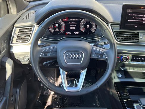 Used 2025 Audi Q5 2.0T Premium w/ Convenience Plus Package image 24