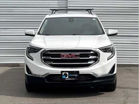 Used 2020 GMC Terrain SLT image 12