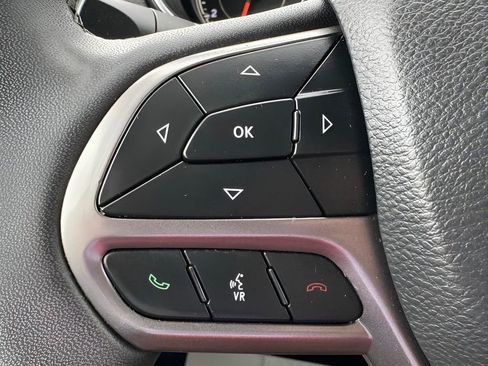 Certified 2022 Jeep Cherokee Limited image 19