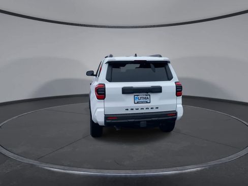 Certified 2025 Toyota 4Runner TRD Off-Road Premium image 7