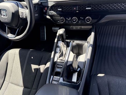 Used 2023 Honda Accord Sport image 31