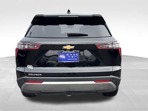 Used 2025 Chevrolet Equinox LT image 4