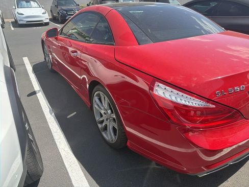 Used 2013 Mercedes-Benz SL 550 image 3