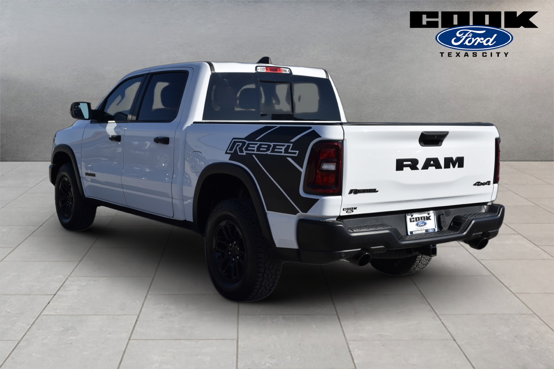 Used 2025 RAM 1500 Rebel w/ Rebel Level 1 Equipment Group AWD/4WD image 4