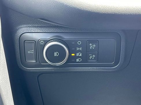 Used 2025 Ford Explorer ST-Line w/ Premium Package RWD image 17