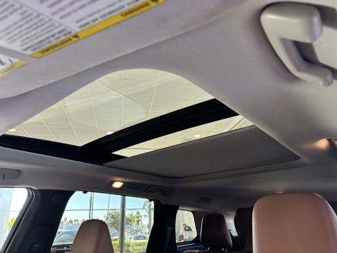 Used 2023 INFINITI QX60 Sensory w/ Vision Package image 35