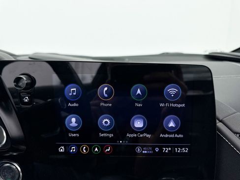 Used 2021 Chevrolet Corvette Stingray w/ Engine Appearance Package image 22