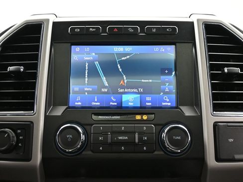 Used 2020 Ford F250 Lariat w/ Tremor Off-Road Package AWD/4WD image 30