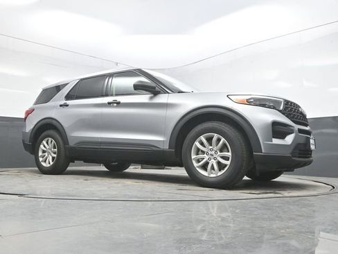 Used 2021 Ford Explorer 4WD image 32