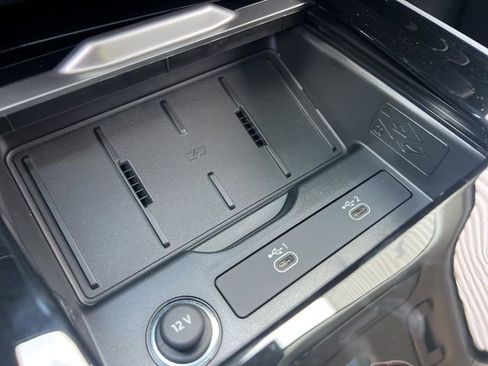 New 2026 Audi Q3 quattro 2.0T AWD/4WD image 16