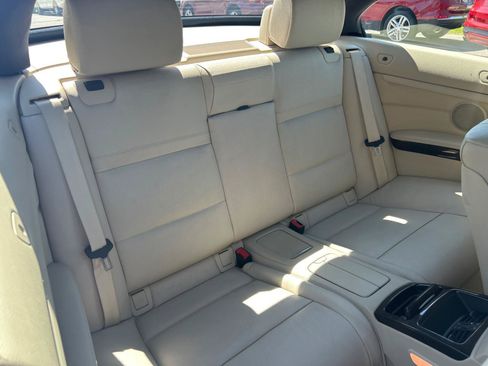 Used 2013 BMW 328i Convertible RWD image 22