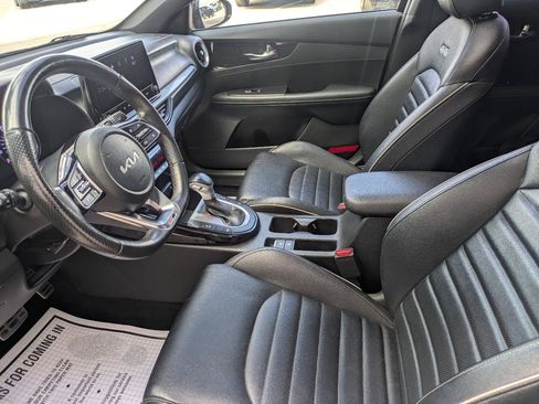 Used 2023 Kia Forte GT-Line w/ GT-Line Premium Package FWD image 14