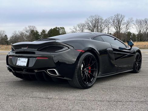 Used 2017 McLaren 570S image 15