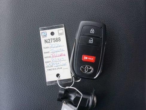 New 2026 Toyota Tacoma TRD Off-Road AWD/4WD image 32