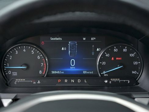 Used 2023 Ford Explorer XLT w/ Equipment Group 202A image 23